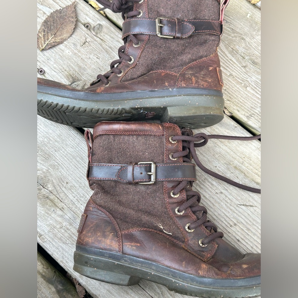 UGG women’s leather KELSEY boots